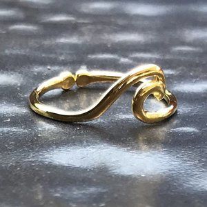 Gold Wave Ring - Style On The Spot
